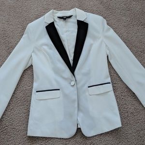 White blazer w black trim size small